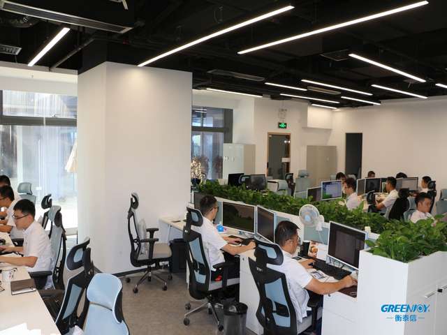 配套大巴车侧窗玻璃